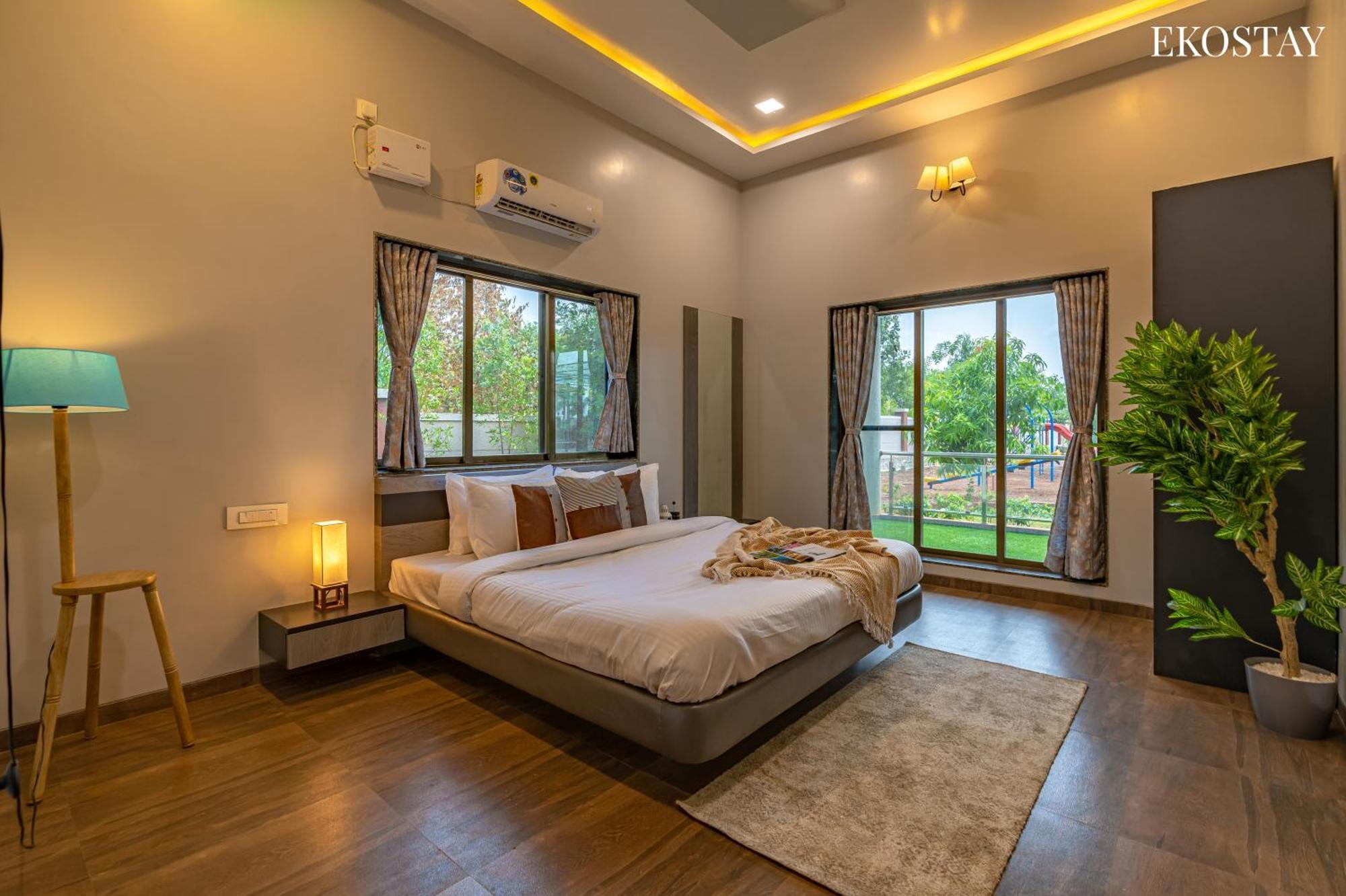 Ekostay Gold Palm Estate I Cricket Turf I Rain Dance I 2 Acre Property Karjat Exterior foto